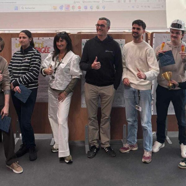 Construction durable et connectée : pari relevé lors du hackathon « Ensemble, repoussons les limites de la construction !
